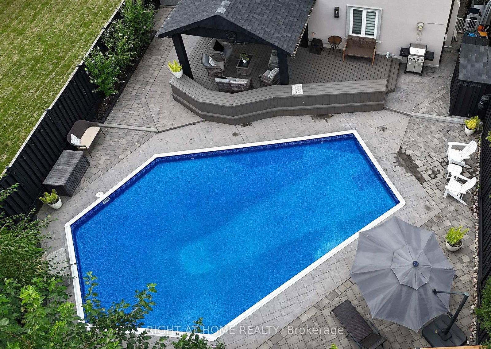 1916 Pagehurst Court • Mississauga, ON photo 39