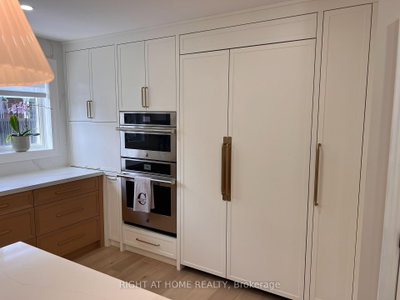 1916 Pagehurst Court • Mississauga, ON photo 9