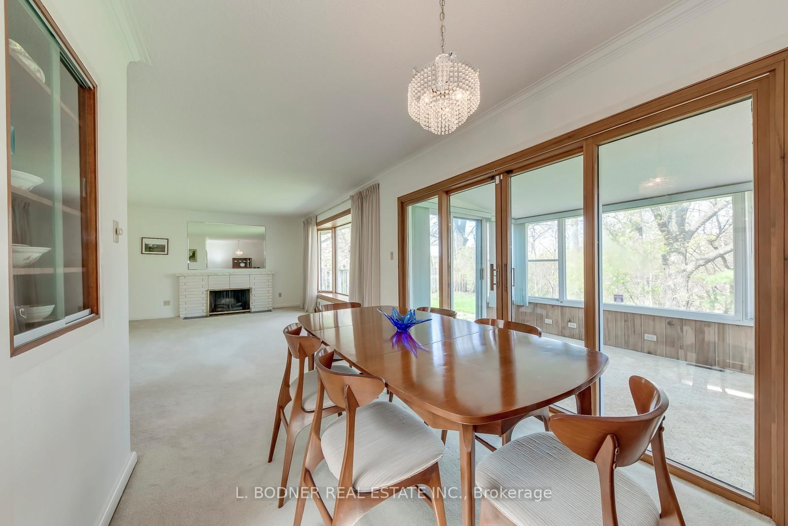 84 Ravenscrest Drive • Toronto, ON photo 11