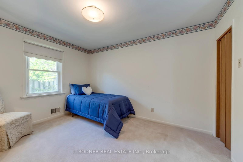 84 Ravenscrest Toronto,ON M9B 5N3 — Photo 19