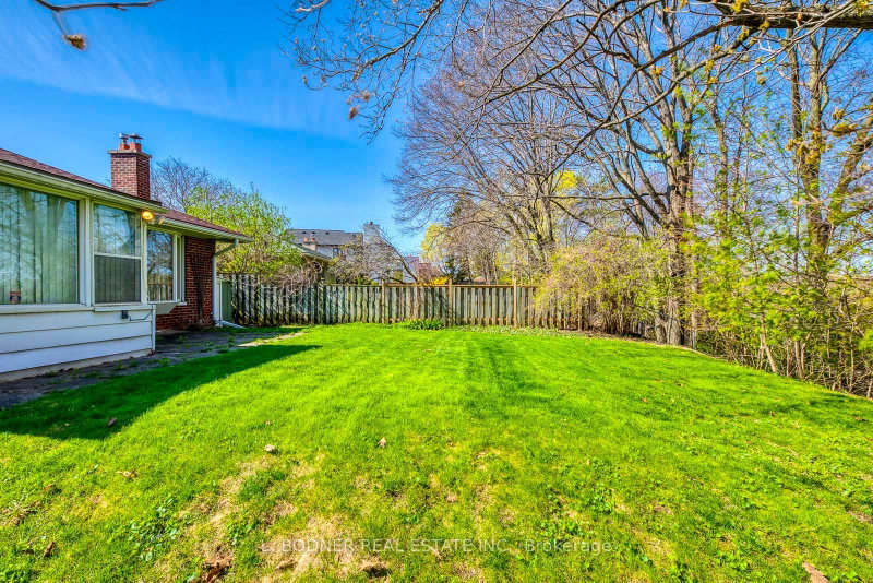 84 Ravenscrest Toronto,ON M9B 5N3 — Photo 34