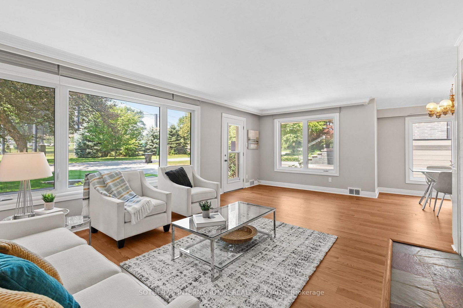 9 Babington Court • Toronto, ON photo 12