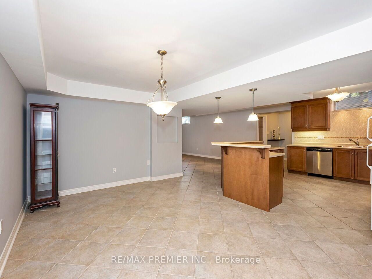 27 Gaydon Avenue • Toronto, ON photo 30