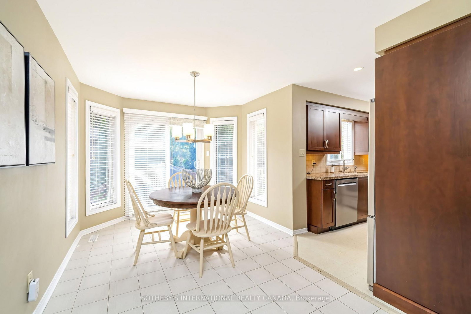 420 The Thicket • Mississauga, ON photo 14