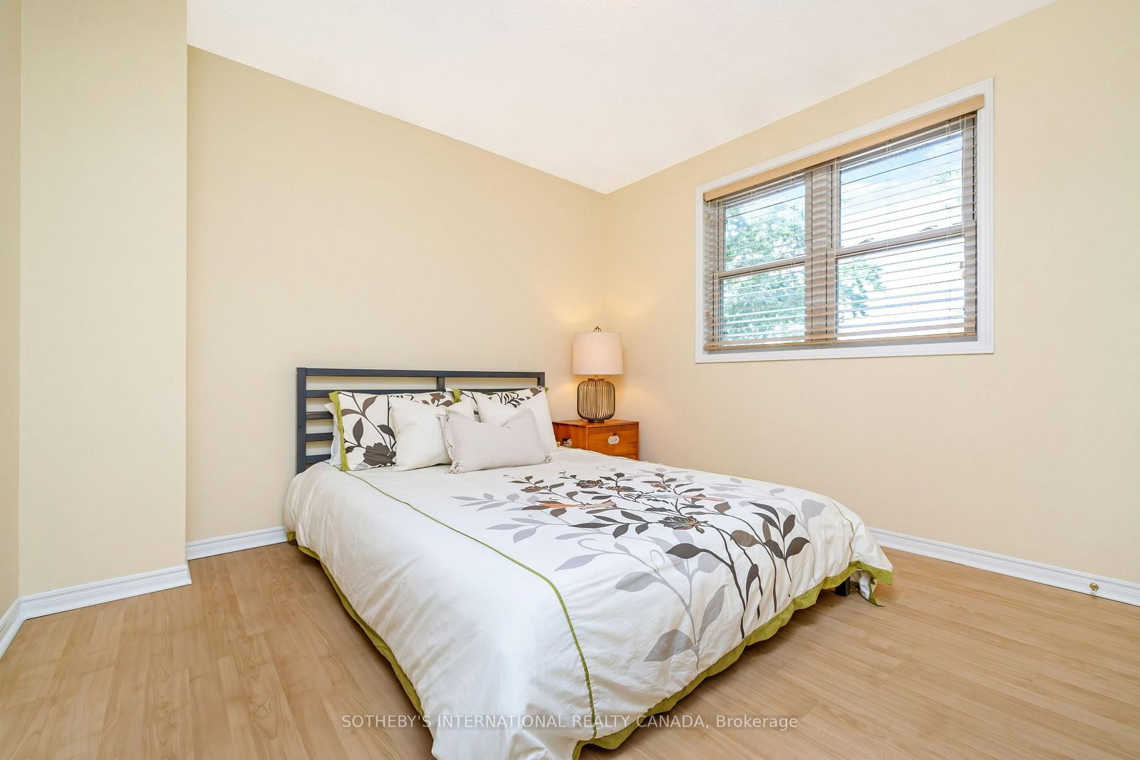 420 The Thicket • Mississauga, ON photo 34