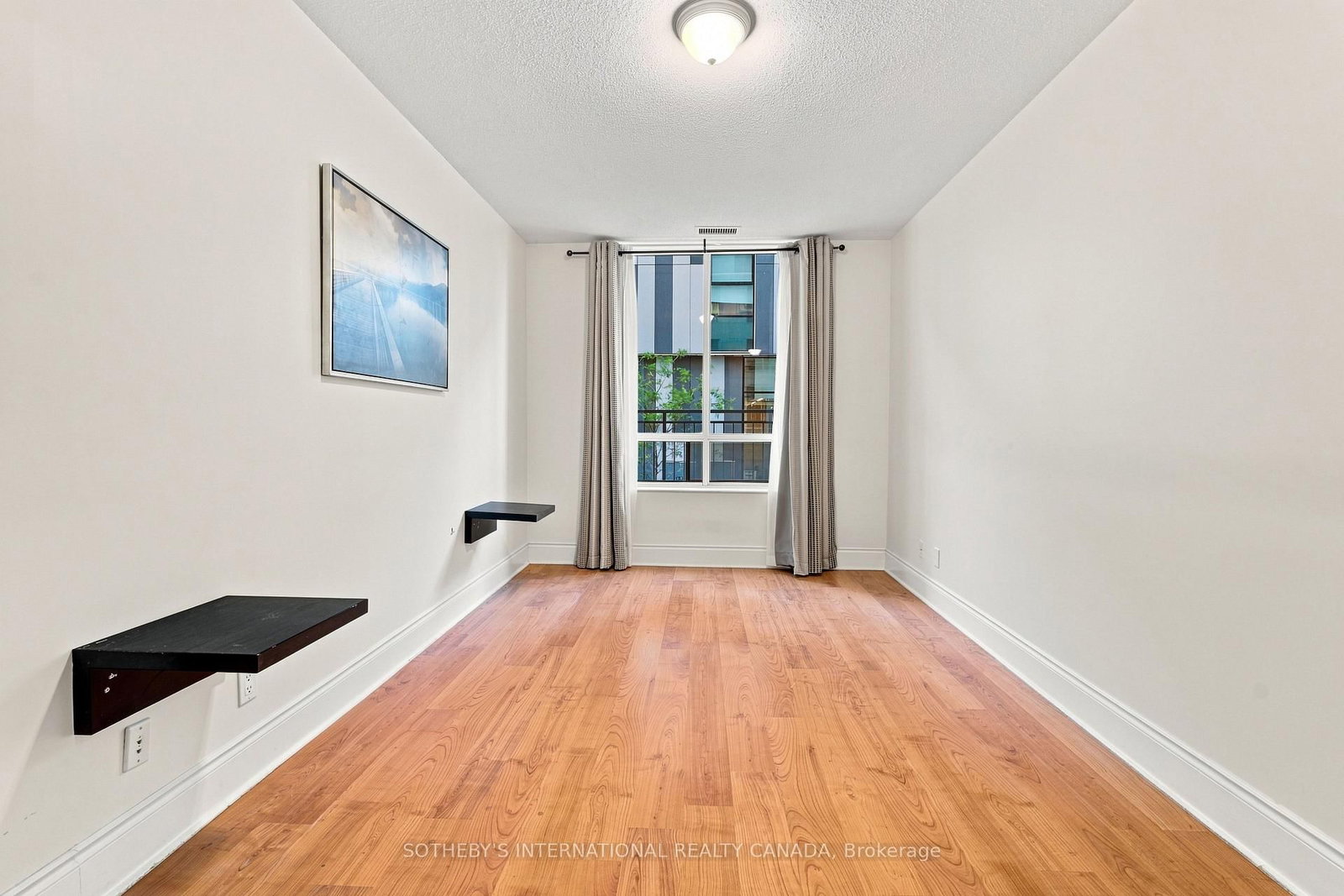 5233 Dundas Street • #115 • Toronto, ON photo 17