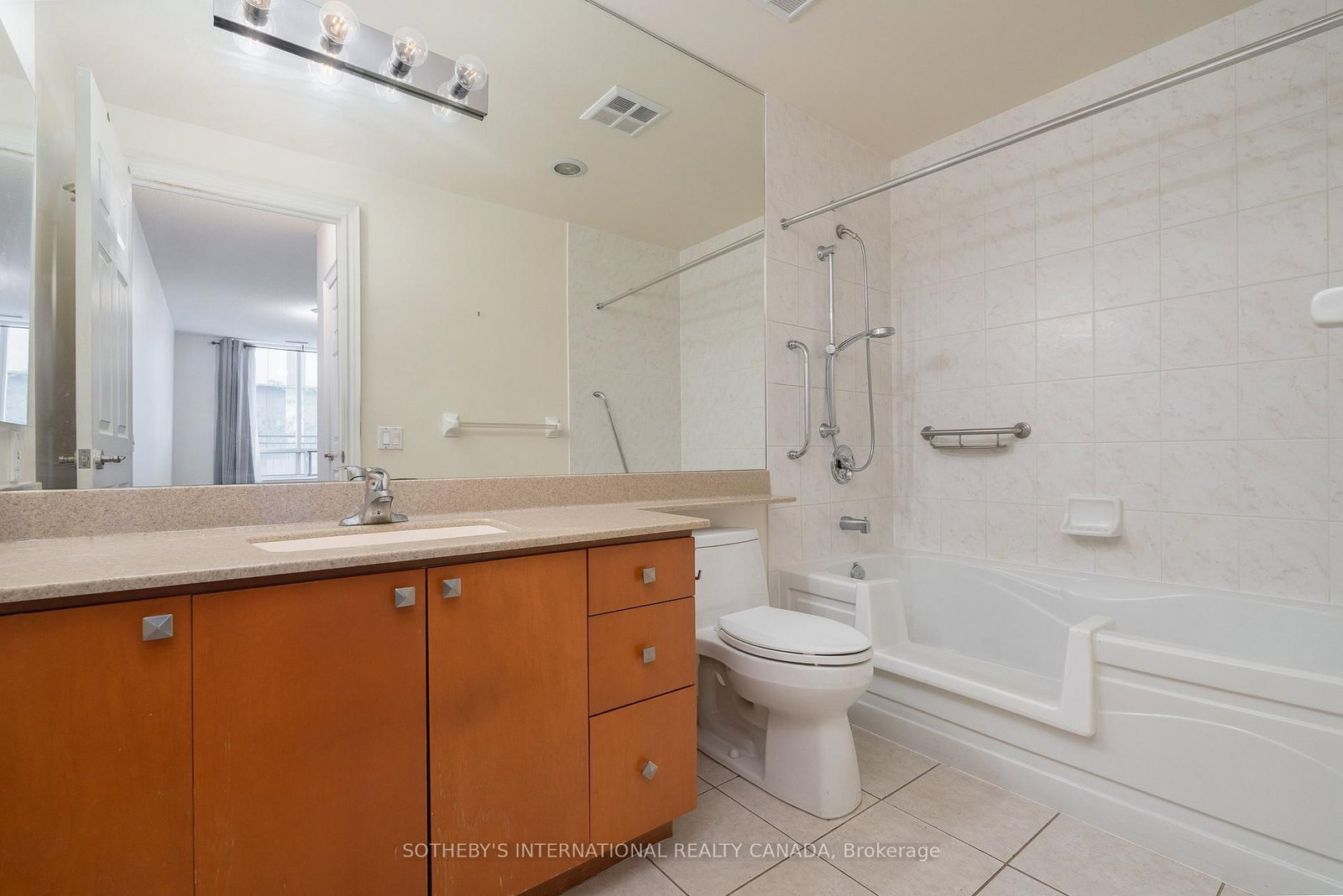 5233 Dundas Street • #115 • Toronto, ON photo 20