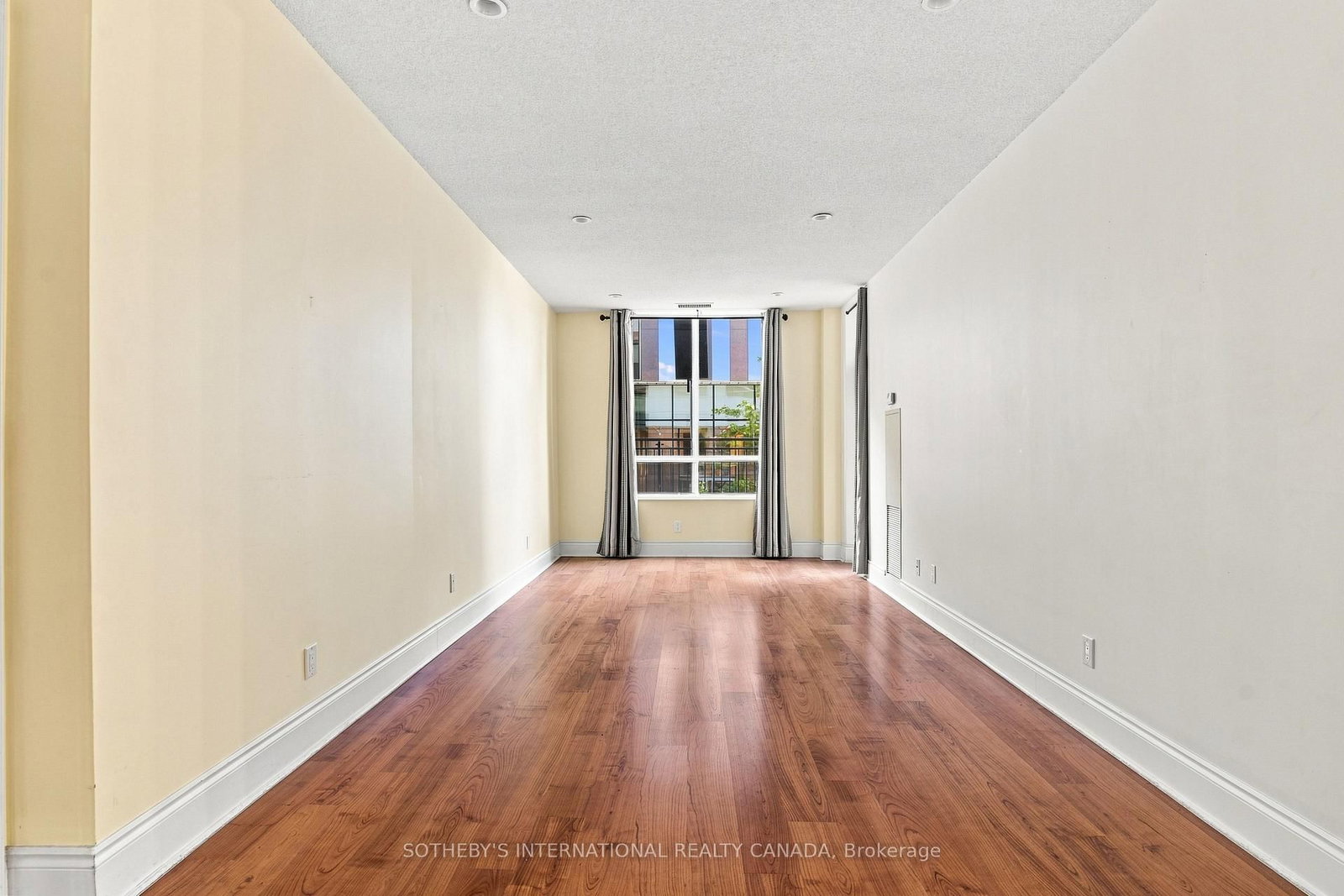 5233 Dundas Street • #115 • Toronto, ON photo 6
