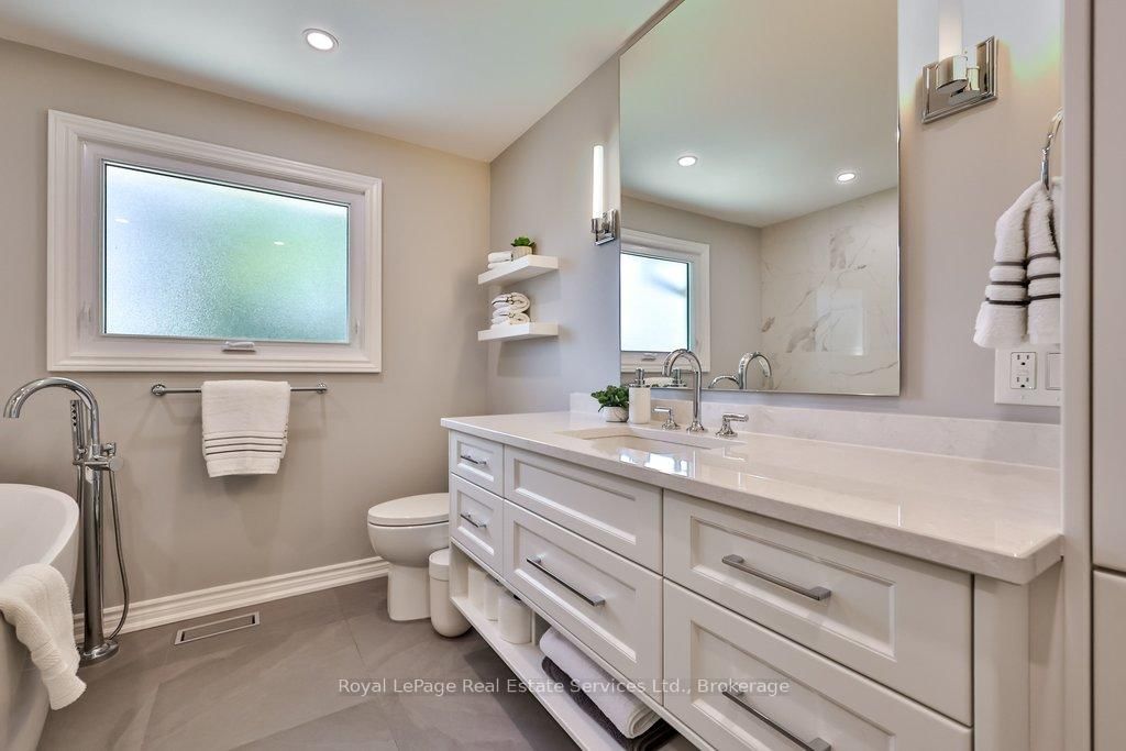1528 Warland Road • Oakville, ON photo 32