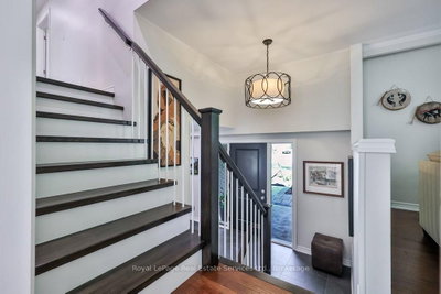 1528 Warland Road • Oakville, ON photo 5
