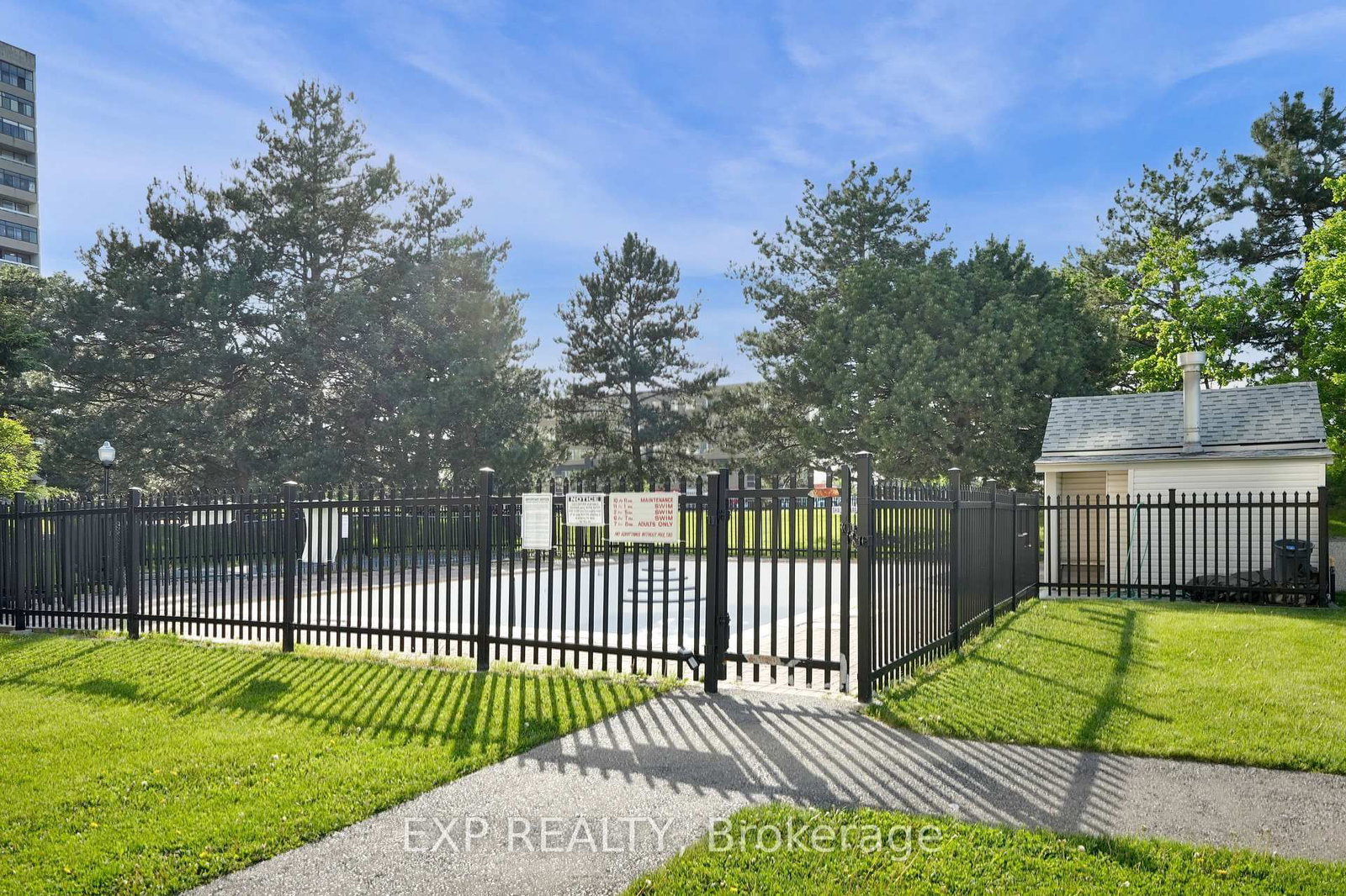 25 Kensington Brampton,ON L6T 3W8 — Photo 21