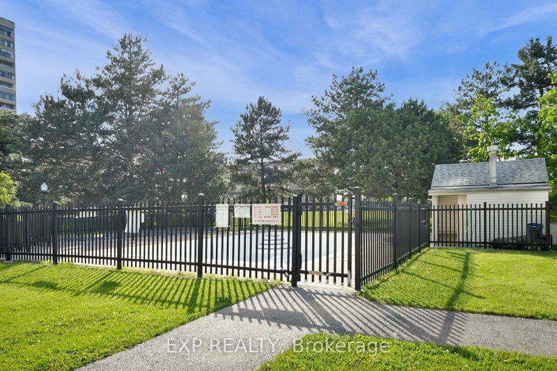 25 Kensington Brampton,ON L6T 3W8 — Photo 21