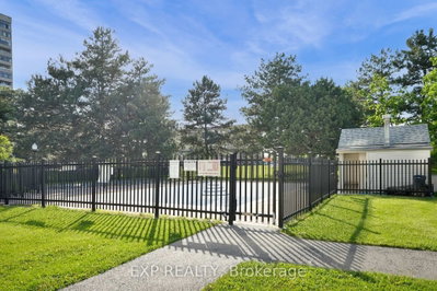 25 Kensington Brampton,ON L6T 3W8 — Photo 21