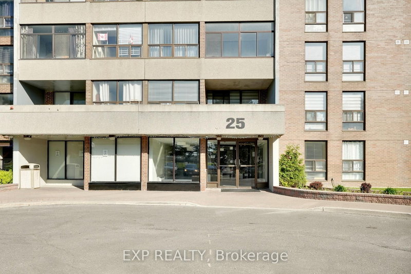 25 Kensington Brampton,ON L6T 3W8 — Photo 4