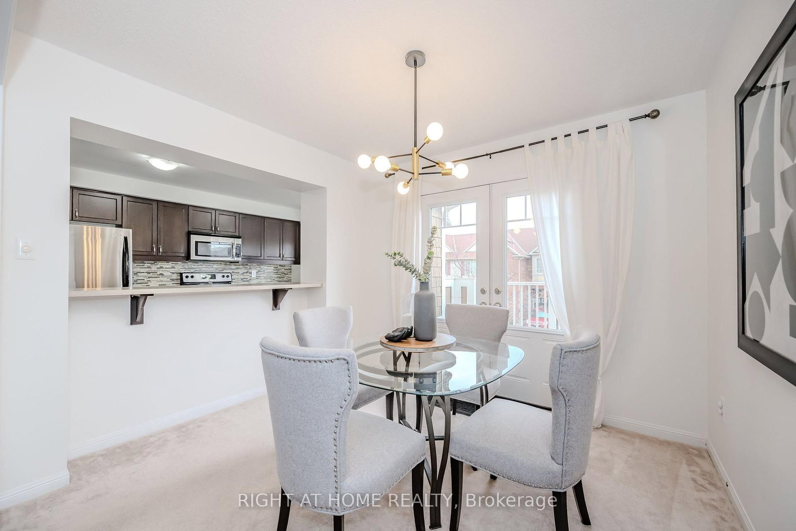 525 Cavanagh Lane • Milton, ON photo 13