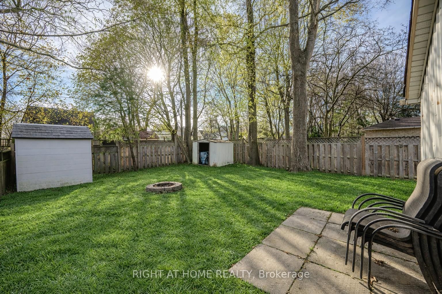 126 Poplar Avenue • Halton Hills, ON photo 18