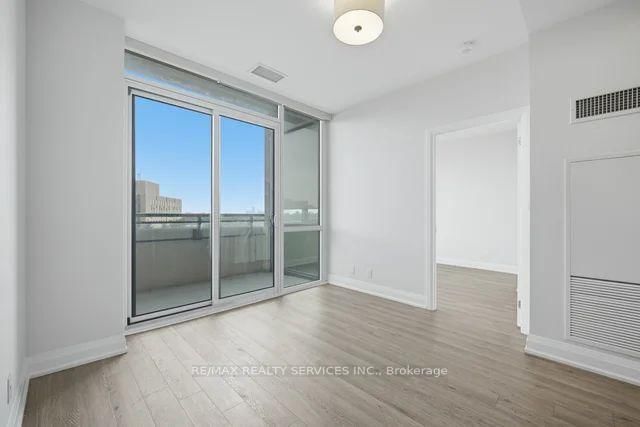 15 Lynch Street • #303 • Brampton, ON photo 17