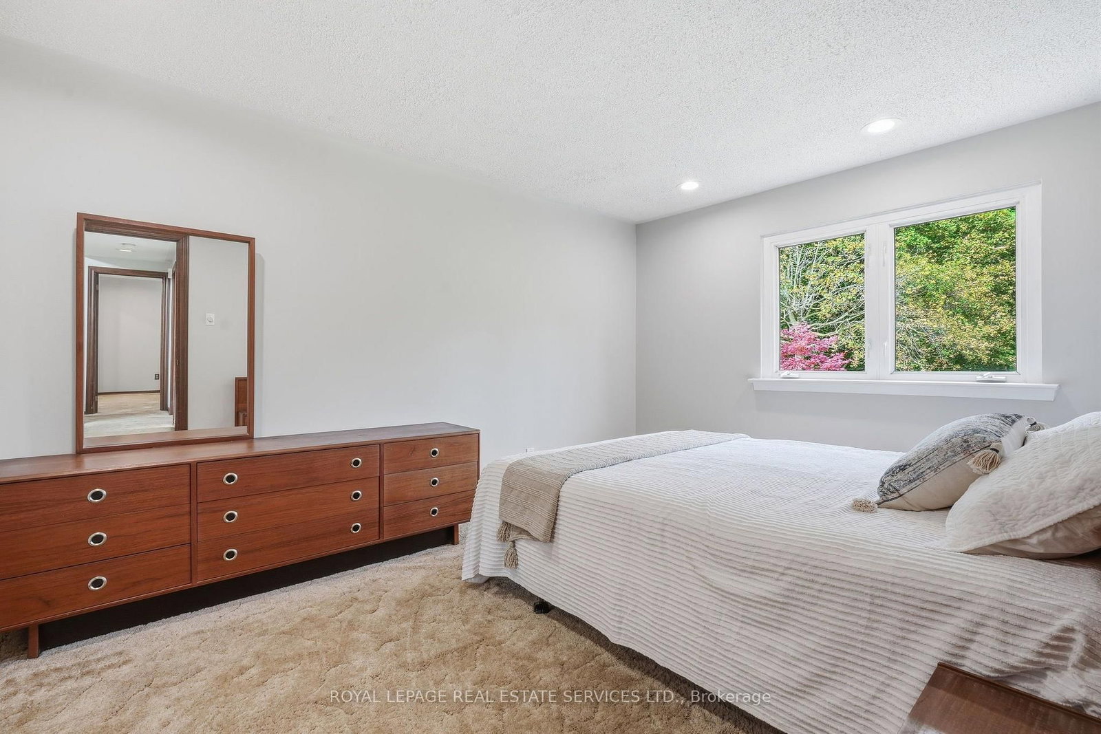60 Bowshelm Court • Mississauga, ON photo 22