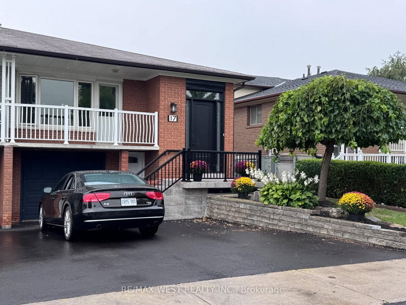 17 Cabana Drive