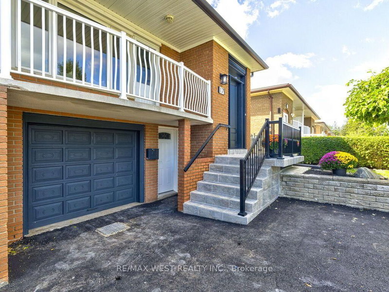 17 Cabana Drive
