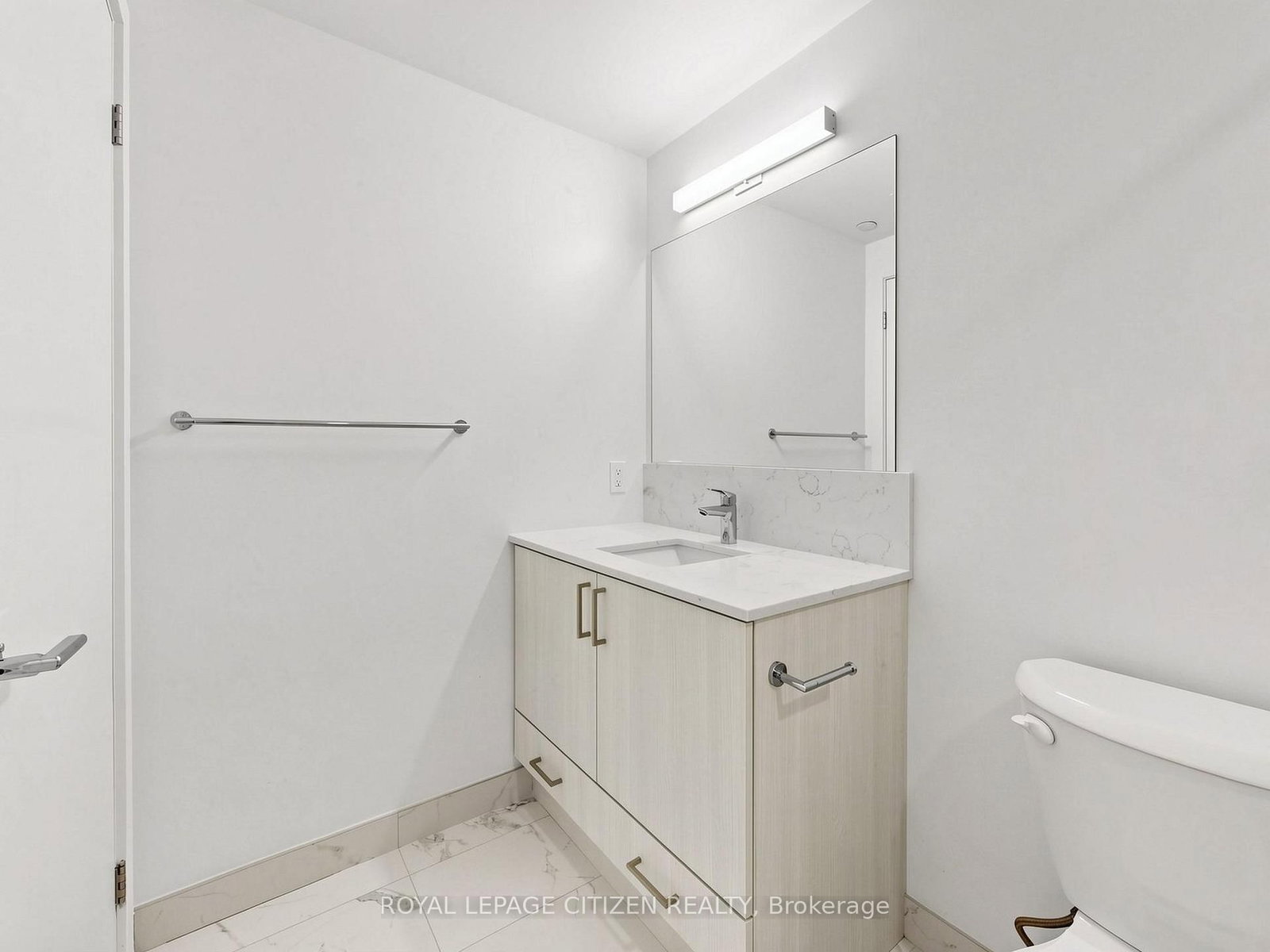 1005 Dundas Street • #814 • Oakville, ON photo 19