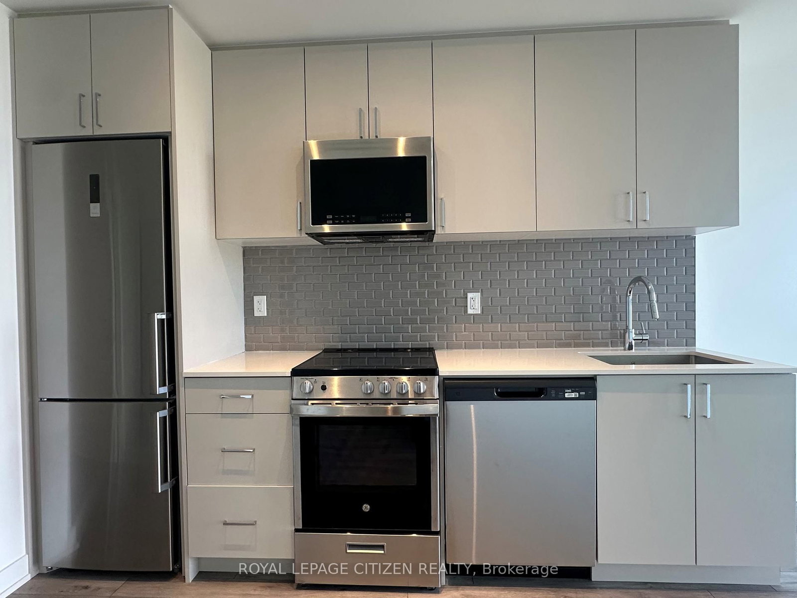 1005 Dundas Street E • #719 • Oakville, ON photo 16