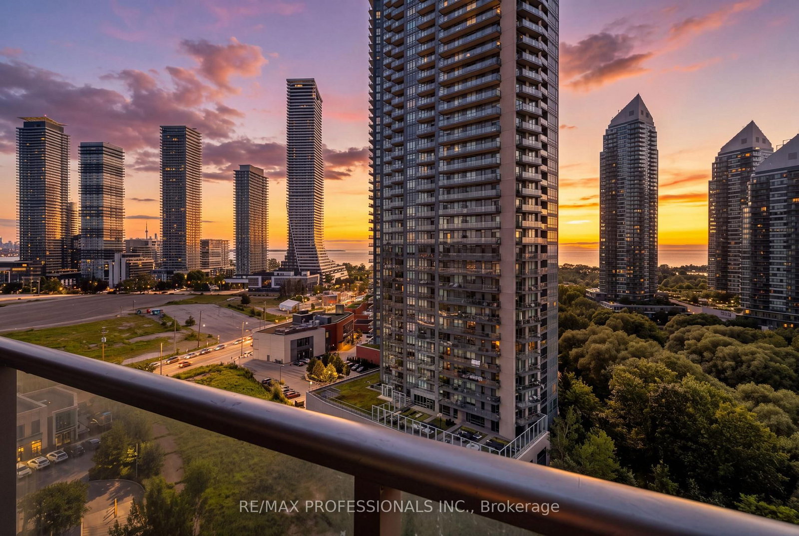 88 Park Lawn Road • #1605 • Toronto, ON photo 27