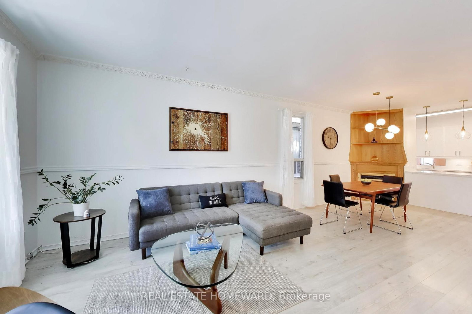 18 Britannia Avenue • Toronto, ON photo 4