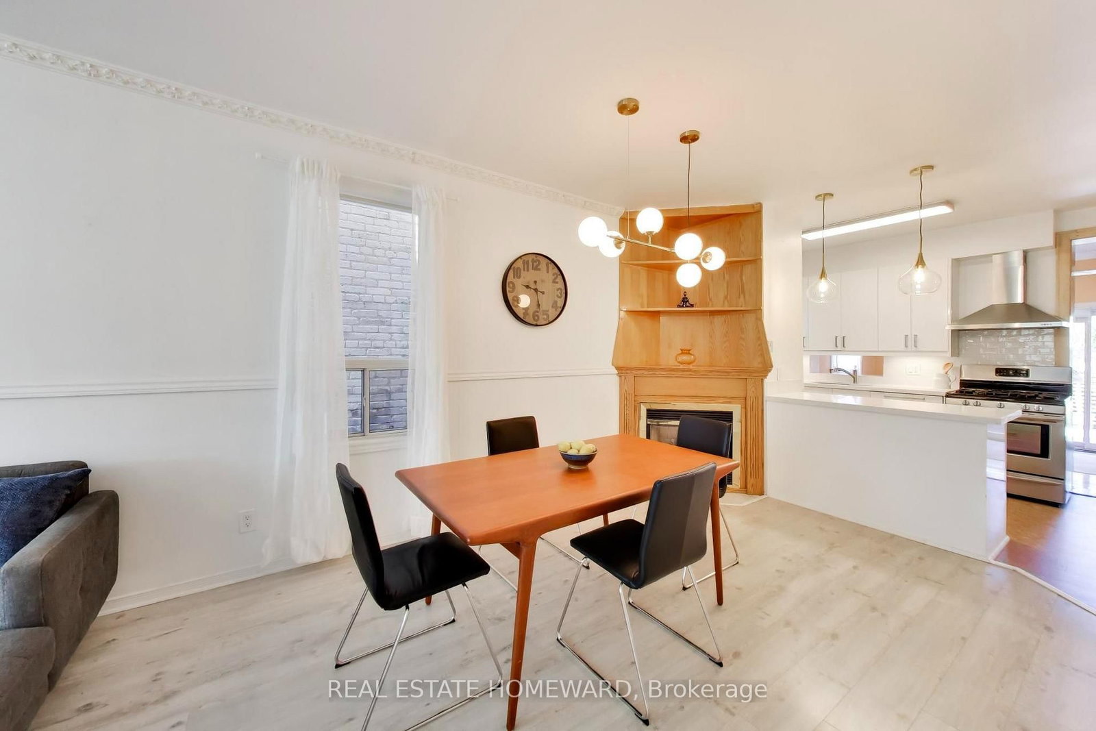 18 Britannia Avenue • Toronto, ON photo 9