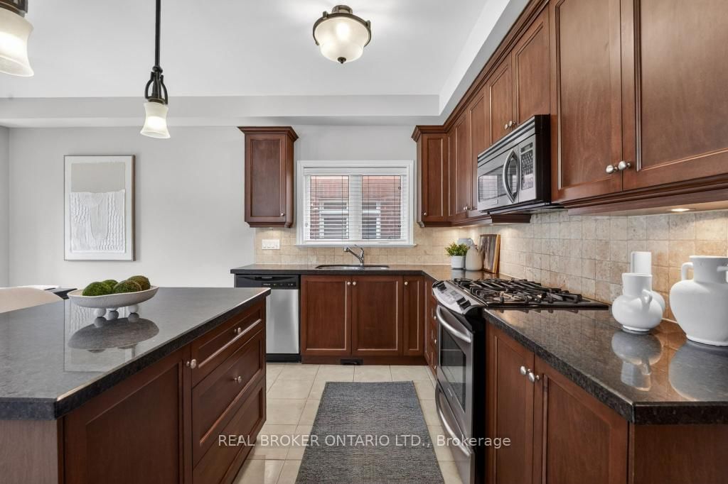 12 Lookout Court • Halton Hills, ON photo 14
