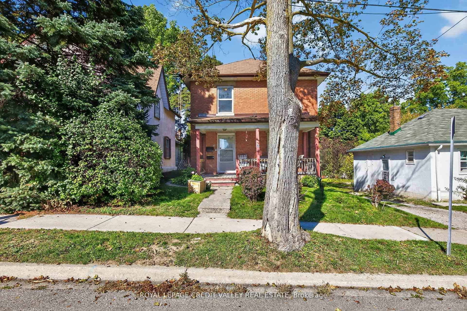 34 Joseph Street • Brampton, ON photo 3