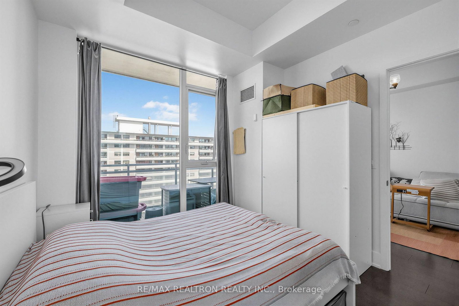 1830 Bloor Street W • #LPH8 • Toronto, ON photo 16