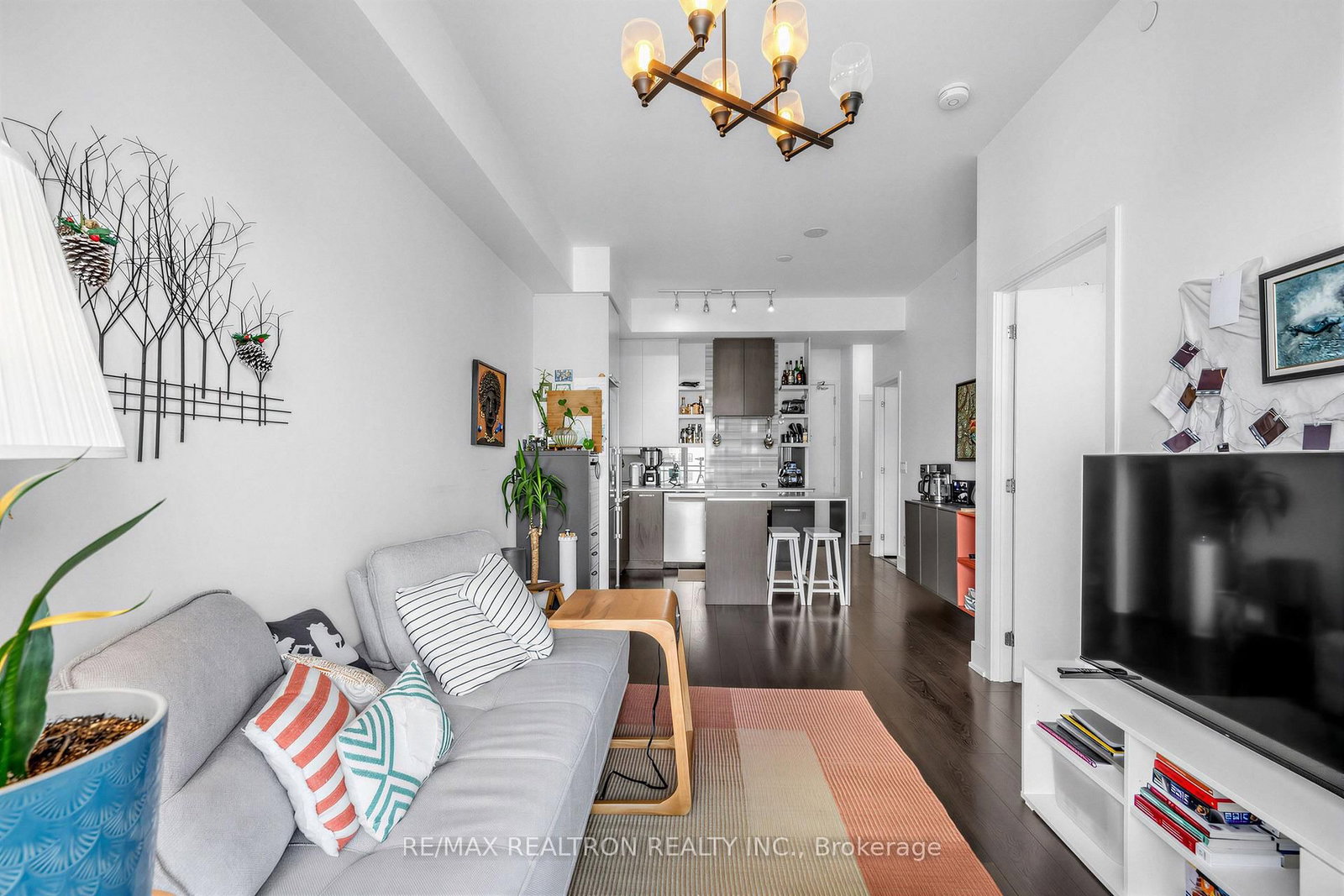 1830 Bloor Street W • #LPH8 • Toronto, ON photo 6