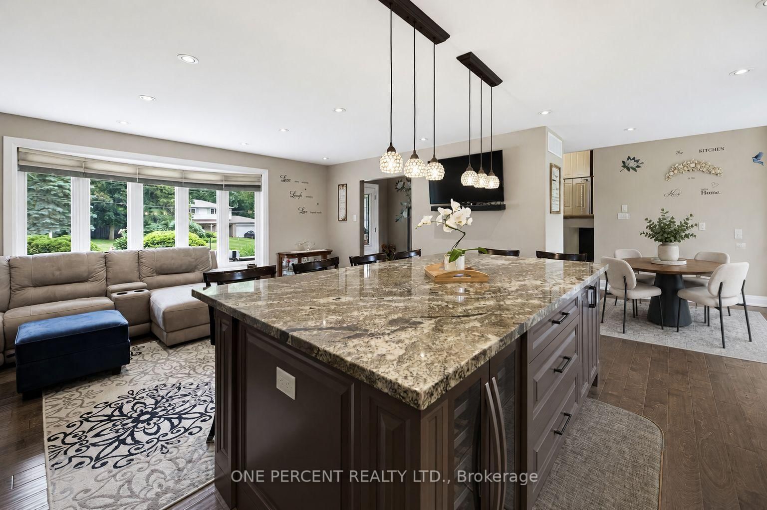 25 Hilltop Drive • Caledon, ON photo 12