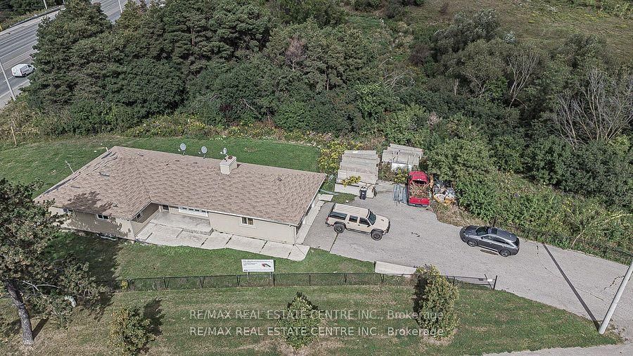 3024 Countryside Drive • Brampton, ON photo 6