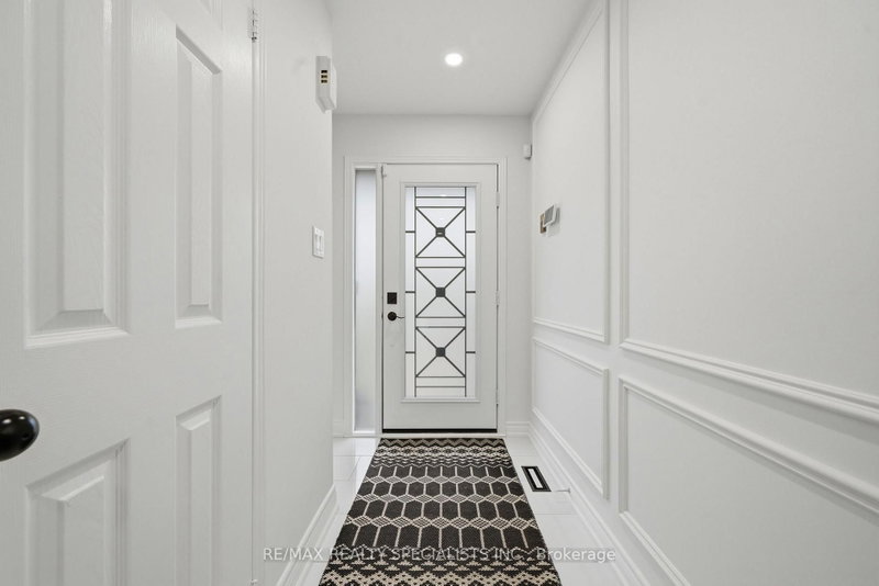 65 Ironhorse Crescent