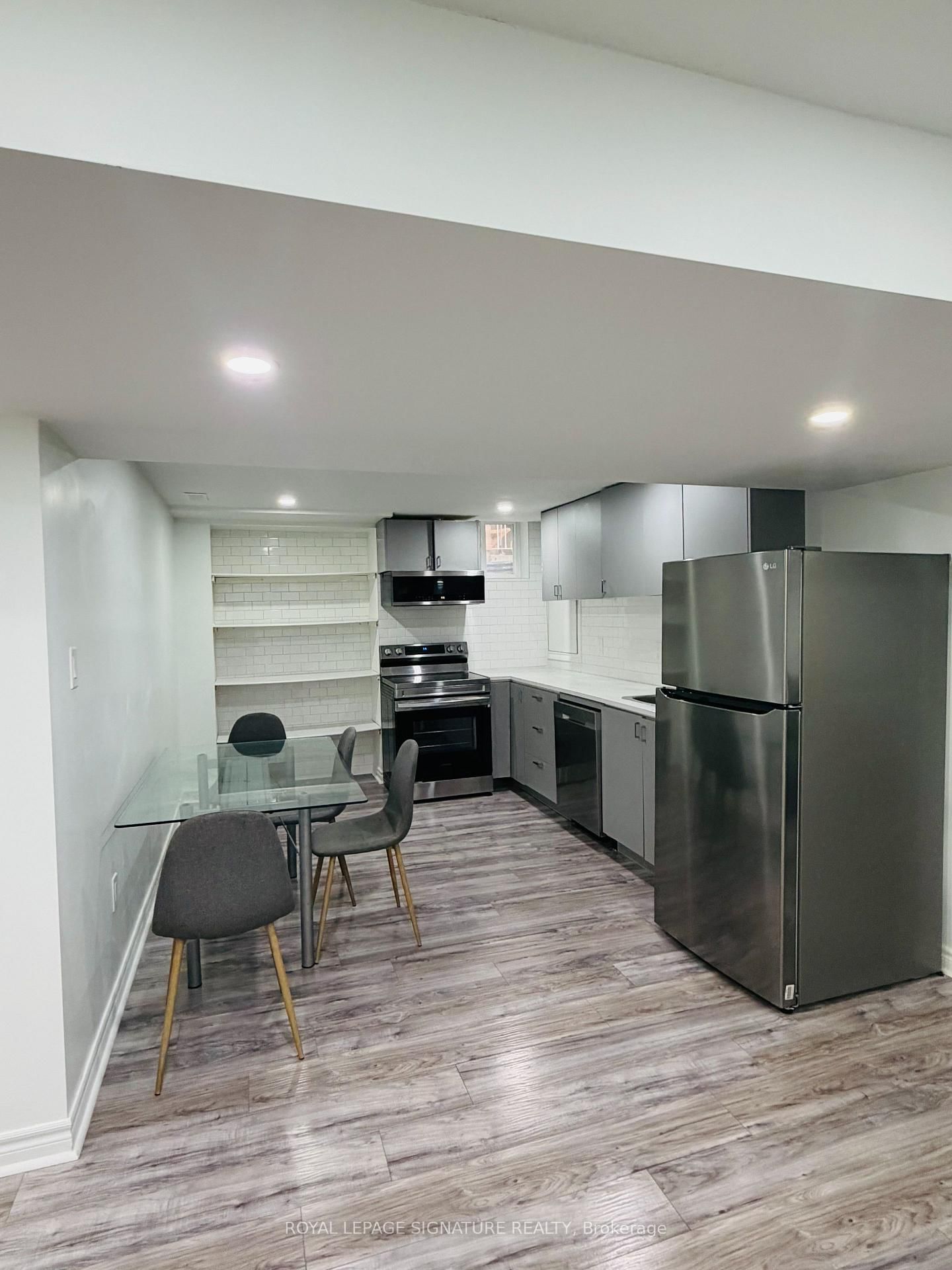 Room 1 - 445 Malaga Road, Mississauga 5
