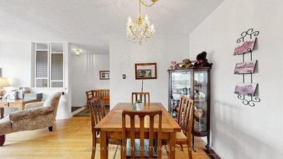 80 Frankton Crescent • Toronto, ON photo 9