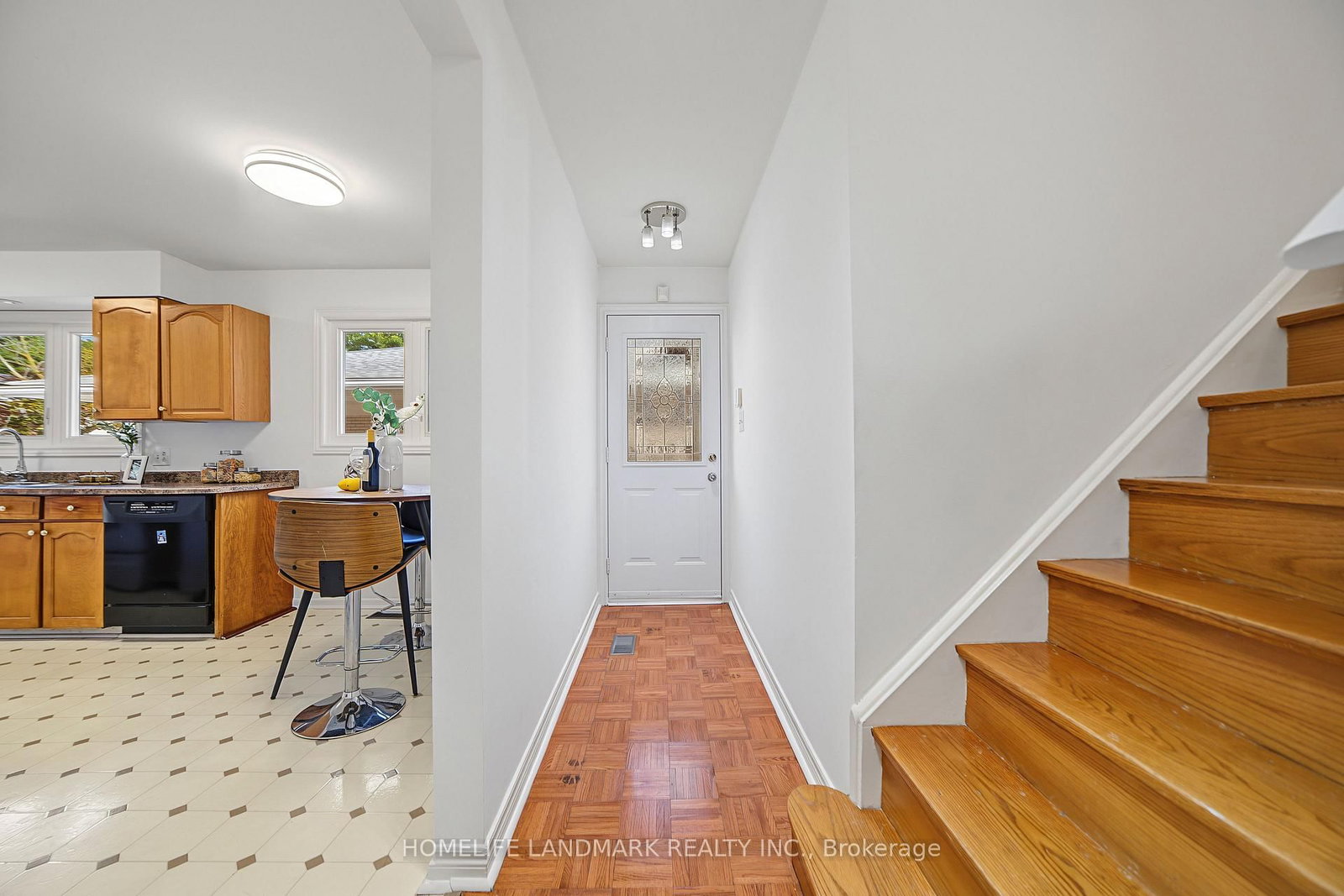 3314 Queen Frederica Drive • Mississauga, ON photo 12
