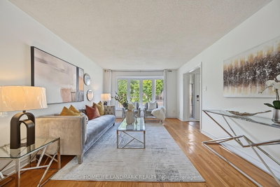 3314 Queen Frederica Drive • Mississauga, ON photo 4
