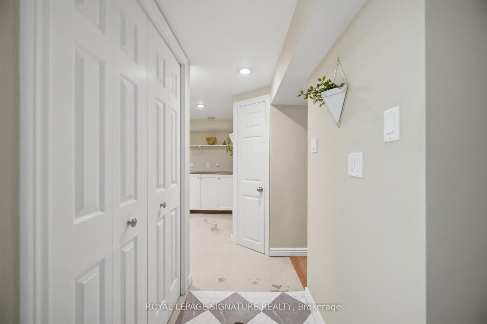2 Wembley Avenue • Toronto, ON photo 39