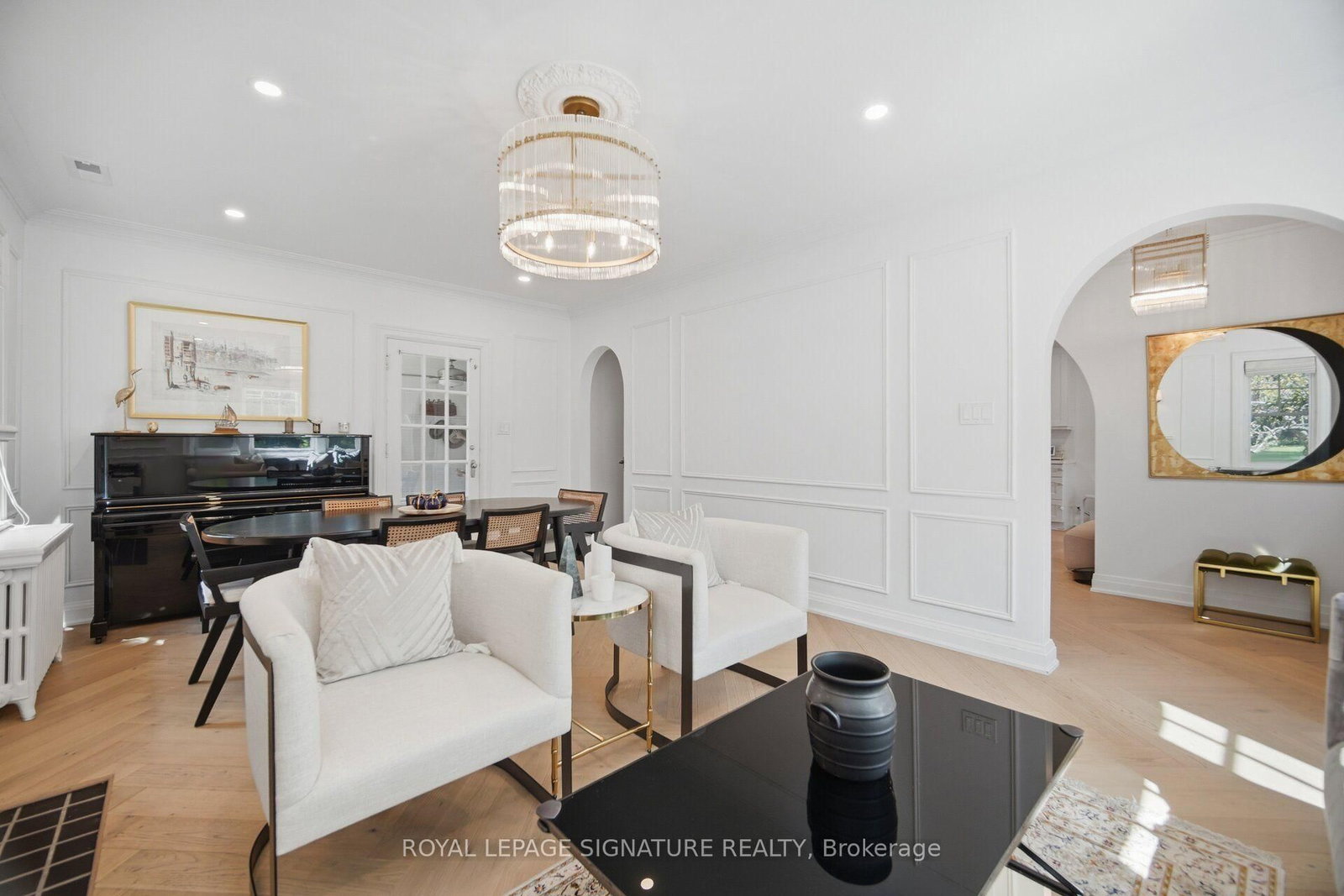 2 Wembley Avenue • Toronto, ON photo 8