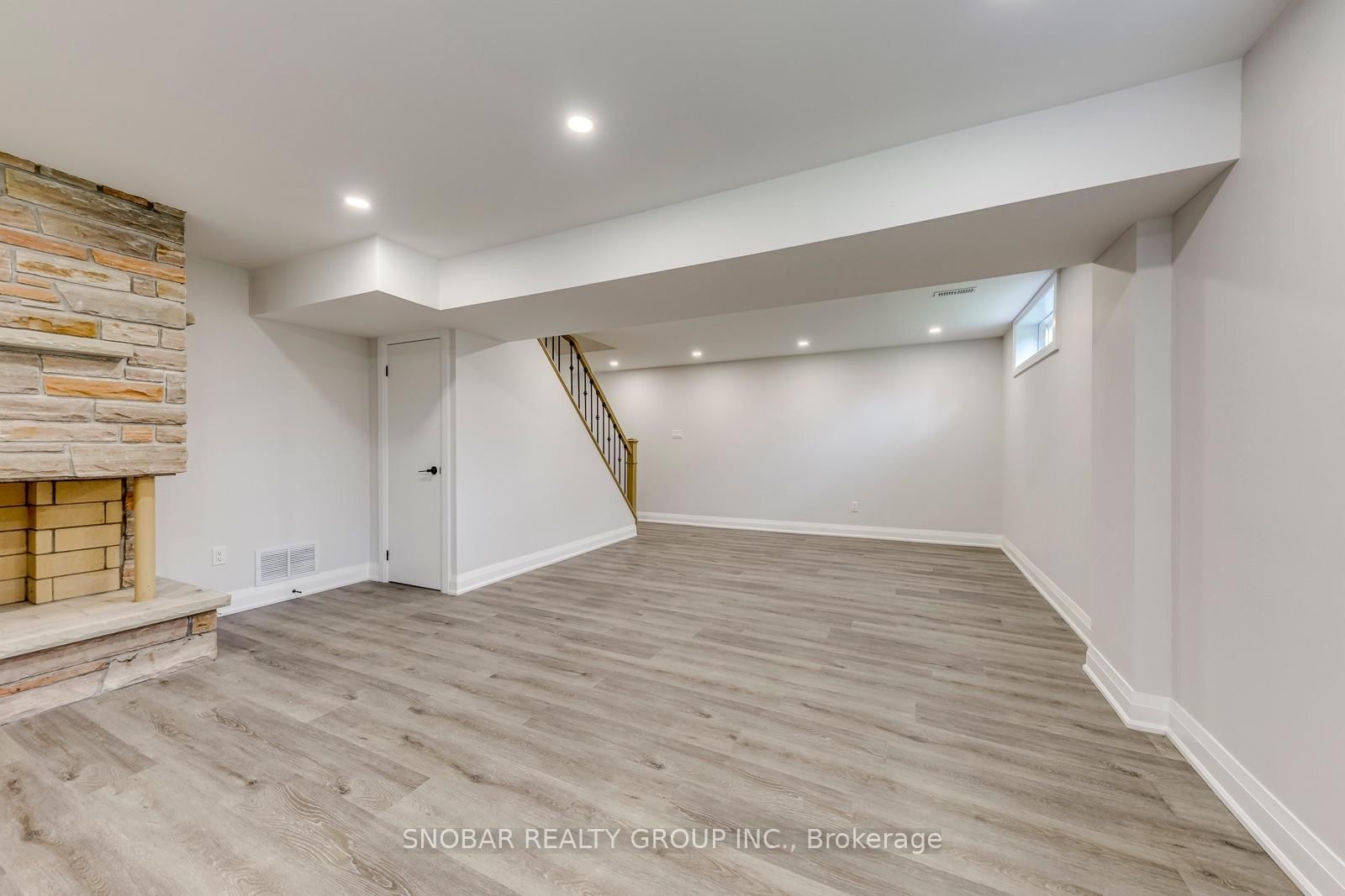 99 Sun Row Drive • Toronto, ON photo 26