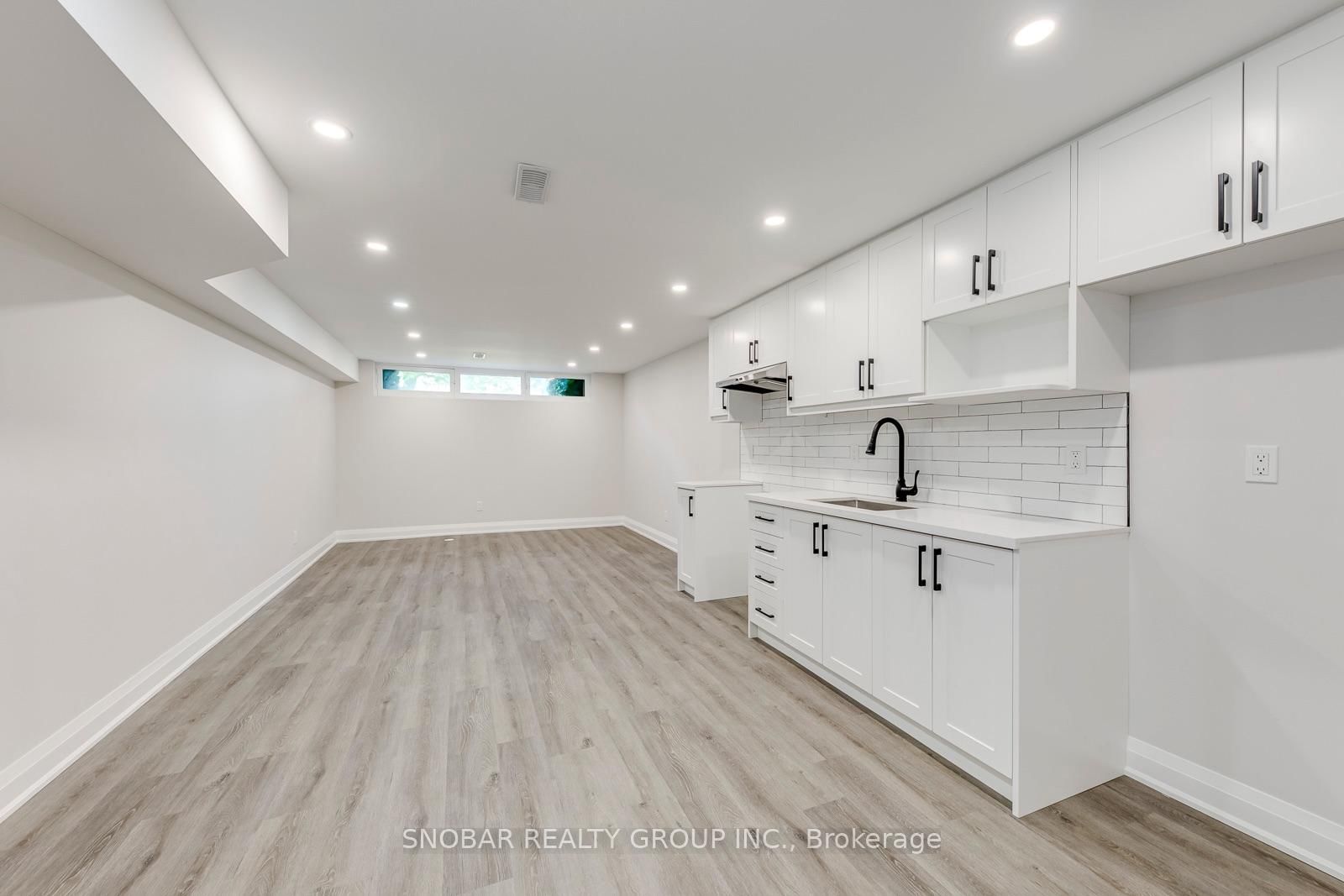 99 Sun Row Drive • Toronto, ON photo 28