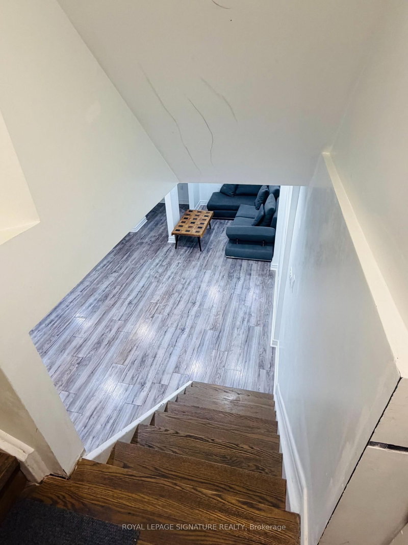 Room #2 - 445 Malaga Road