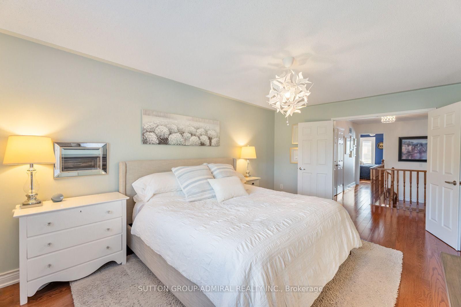 96 Niagara Trail • Halton Hills, ON photo 17