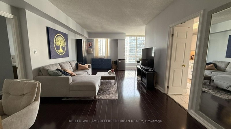 101 Subway Cres photo 5