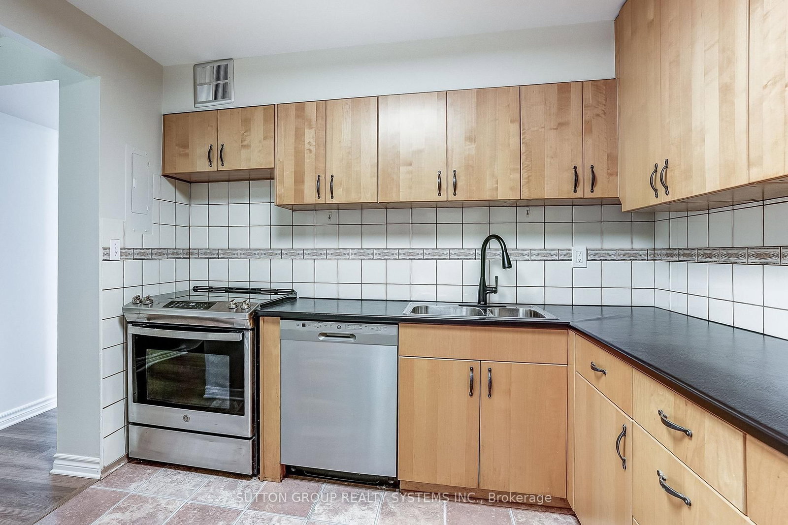 1100 Caven Street • #1211 • Mississauga, ON photo 16