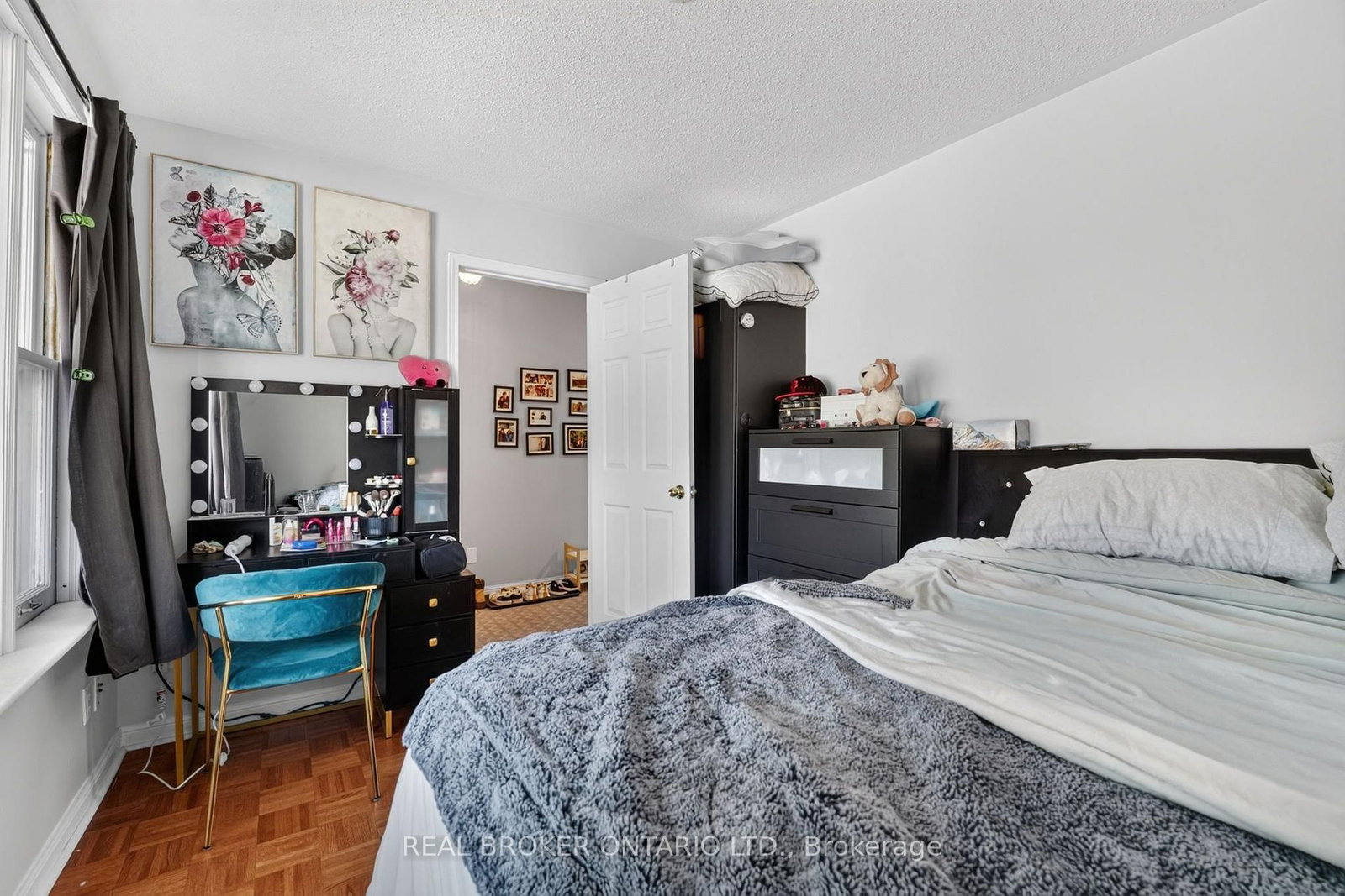 238 Chambers Avenue • Toronto, ON photo 14