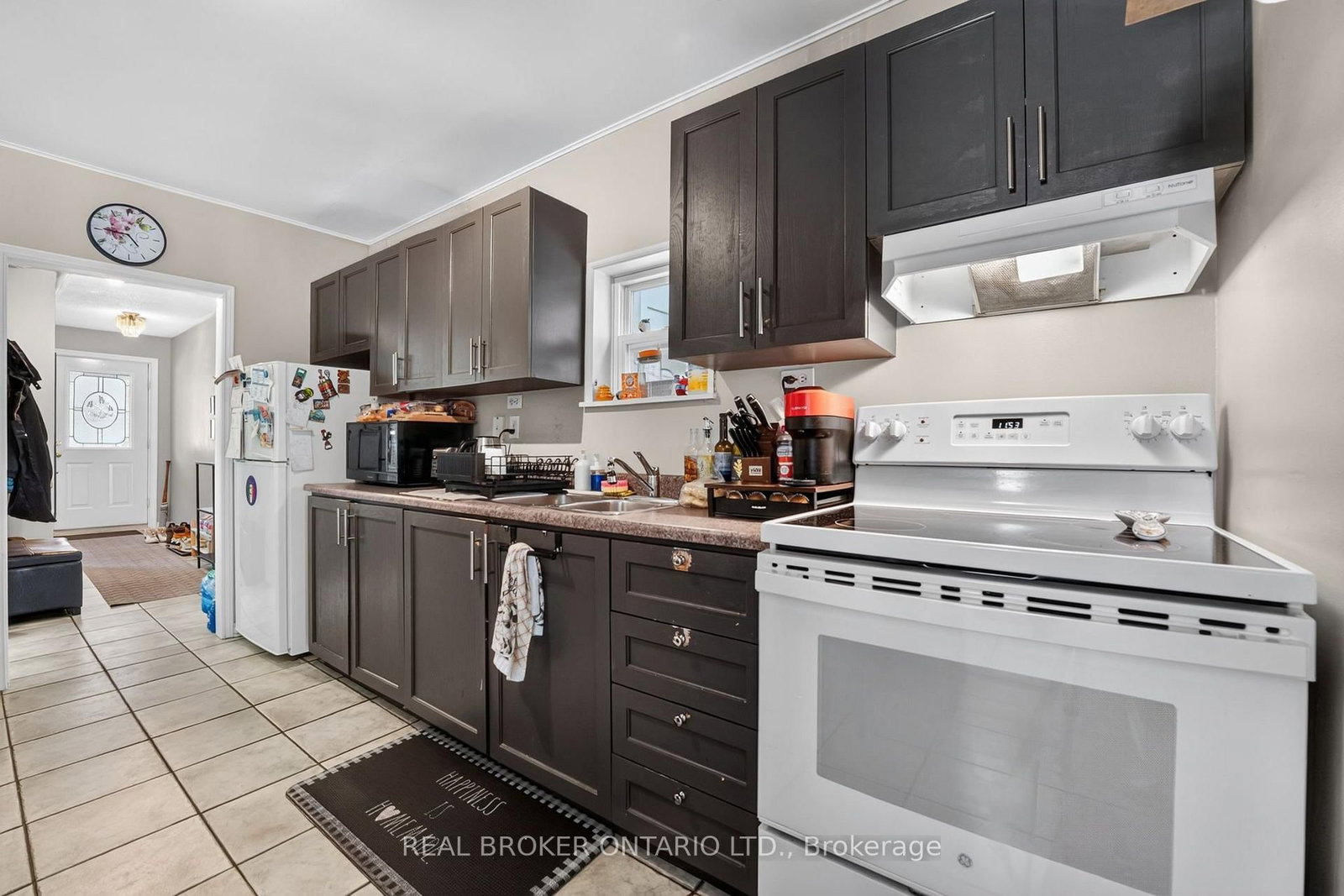 238 Chambers Avenue • Toronto, ON photo 19